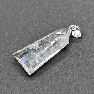Rock crystal pendant