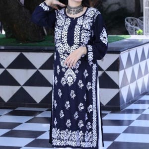 Women Handmade Chikankari Modal Kurta Ethnic Wear Lucknowi Kurti / Chikankari Kurta/Chikan Dress / Modal Straight Kurta