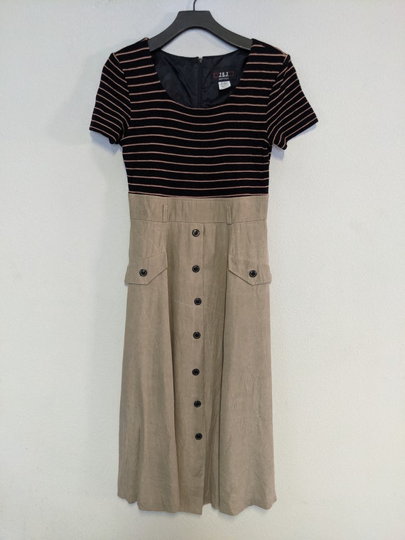 Vintage Midi Dress with striped knit bodice & but… - image 2