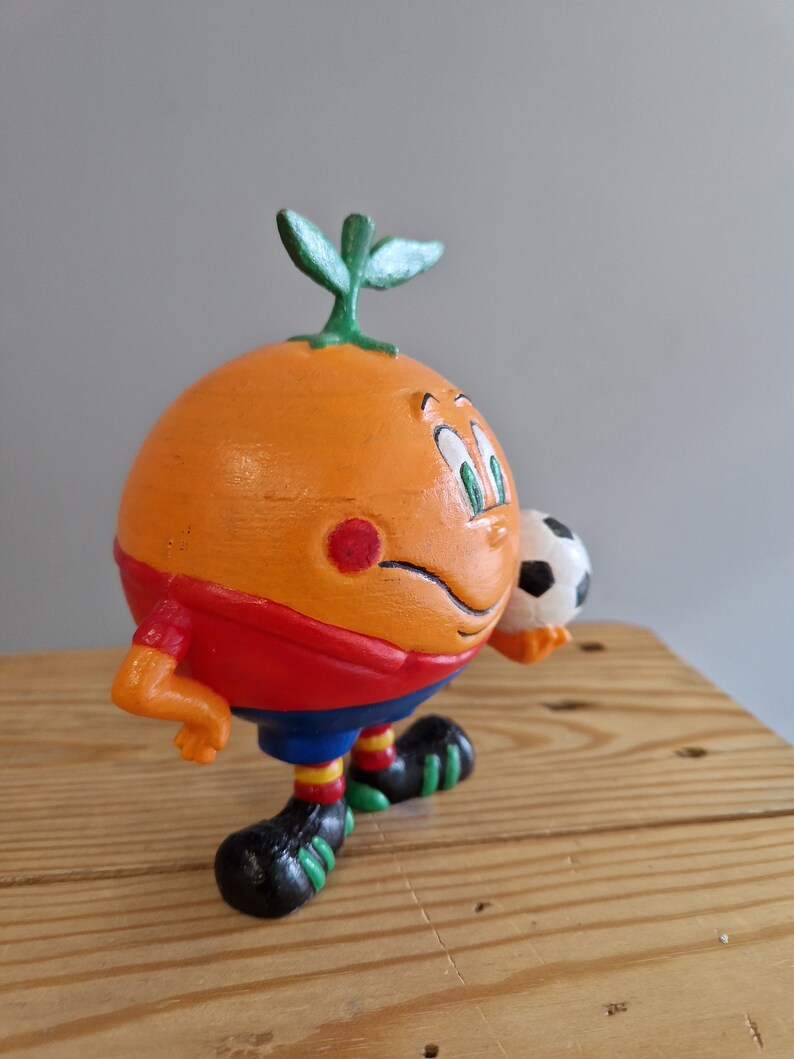 Naranjito, Mascot of the 1982 World Cup in Spain image 3