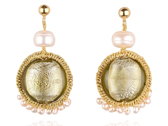 Sofia earrings (sof06) Murano glass, freshwater pearls, gold plated ear studs with silver base (925) butterfly closure and gold thread.