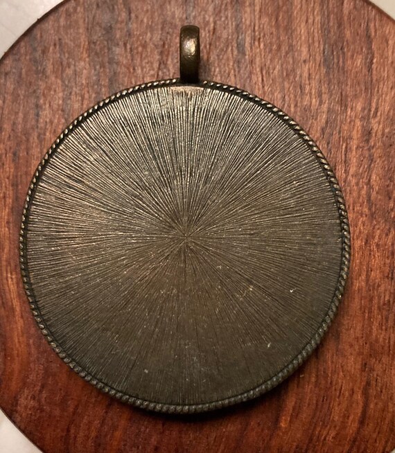 Robert Rose pendant - image 2