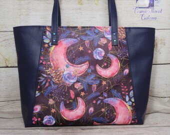 Yule Moons Everyday Tote Bag