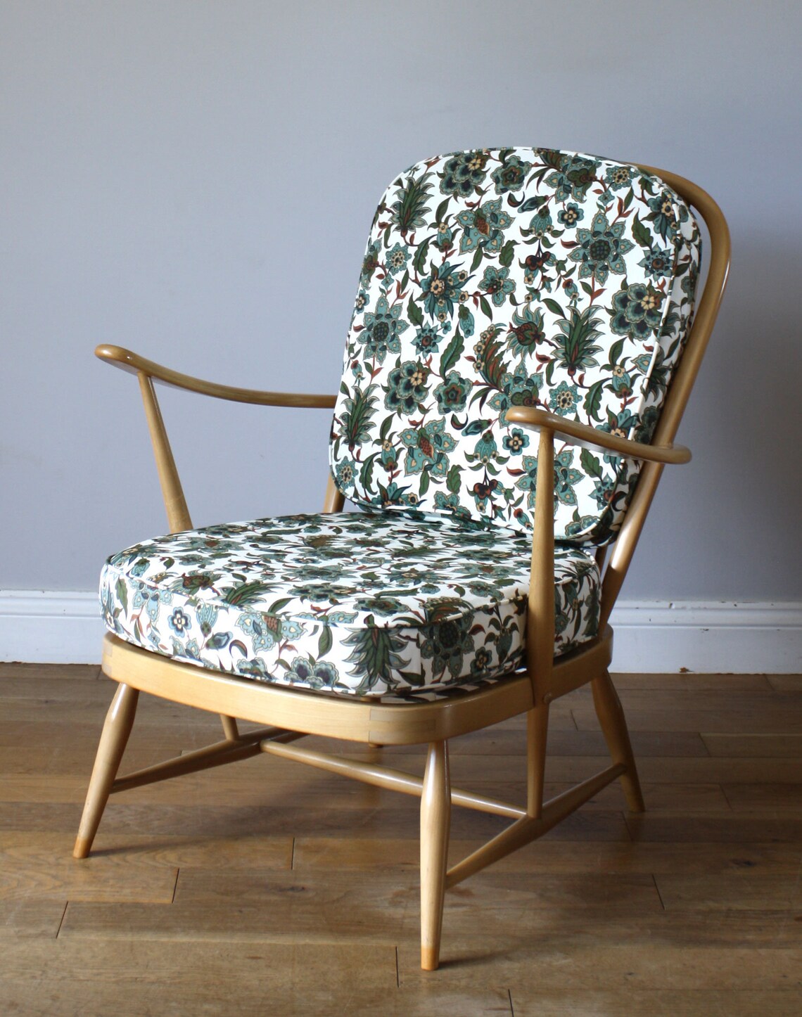 Original Ercol Vintage Model 477 Armchair in Bold Print Etsy
