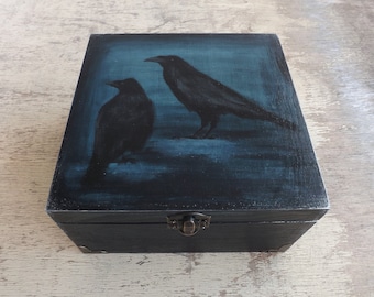 Teebox - Raben in Blau, handbemalte individuelle Holztruhe in Gothic Stimmung, Teebeutelhalter Organizer