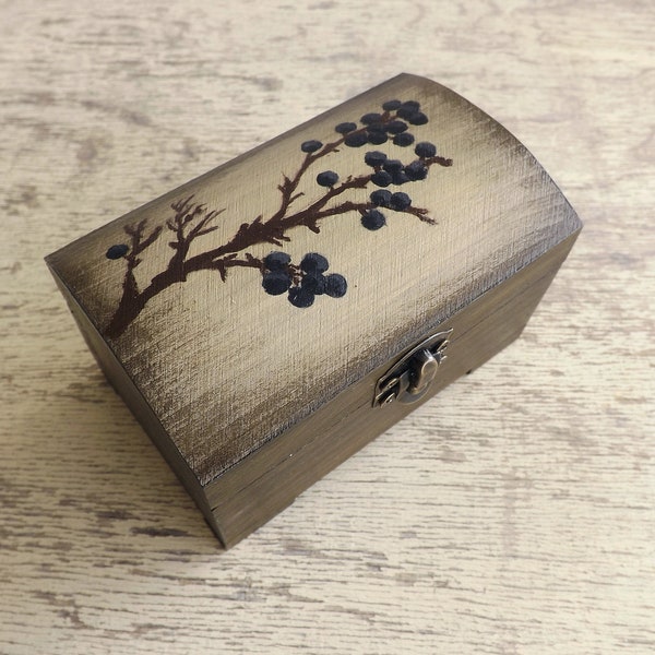 Wood tiny trunk - wild Privet branch, hand paint fruits on wooden small box, Autumn tree motif chest