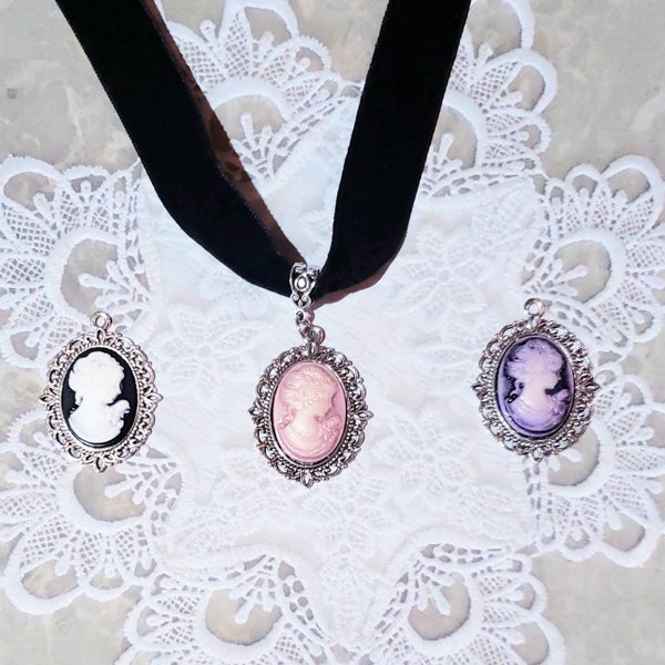 Victorian/Goth Cameo choker various colors