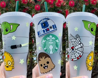 StarWars inspired cold cup // Chewbacca // R2D2 // C3PO // Millenium Falcon // Gift Idea // Stars // Lightsaber // Glow in the dark