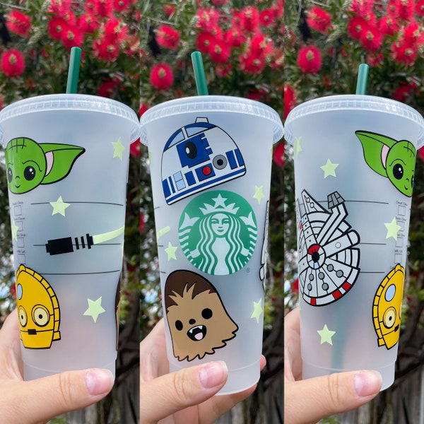 StarWars inspired cold cup // Chewbacca // R2D2 // C3PO // Millenium Falcon // Gift Idea // Stars // Lightsaber // Glow in the dark