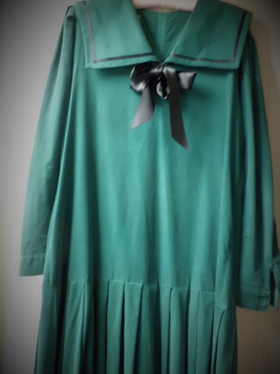 Beautiful Laura Ashley Vintage Dress Size 16/18