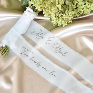Hellblaues personalisiertes Brautstrauß-Band für Blumen, transparentes Tüll-Hochzeitsband, personalisierte Vokale, Hochzeits-Andenken