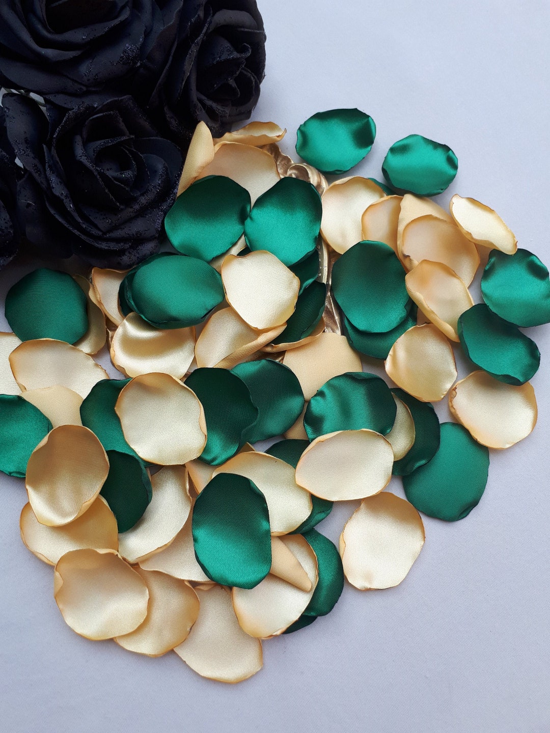 Gold Rose Petals, Emerald Green Flower Petals Gold and Green Wedding