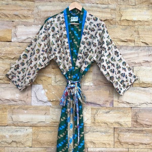 Handmade Vintage Sari Patchwork Silk Kimono Robe, Indian Silk Cover up, Long Silk Kimono Dress