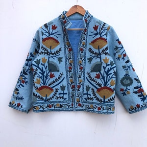 Handmade Suzani Embroidery Jacket, Winter Wear Jacket Coat, Womens Coat, Suzani Short Jacket, TNT Fabric Suzani Jacket, Robe, Gift For Her