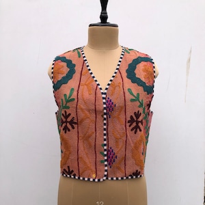 Bohemian Vintage suzani vest coat , kantha jacket for women old kantha cotton jilly Indian embroidery quilted jackets