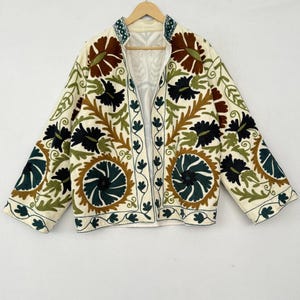 Handmade Suzani Embroidery Jacket, Winter Wear Jacket Coat, Womens Coat, Suzani Short Jacket, TNT Fabric Suzani Jacket, Robe, Gift For Her