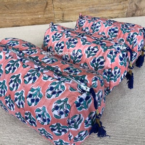 Gewatteerde 3-delige set make-uptassen met bloemen, cosmetische organizer met blokprint