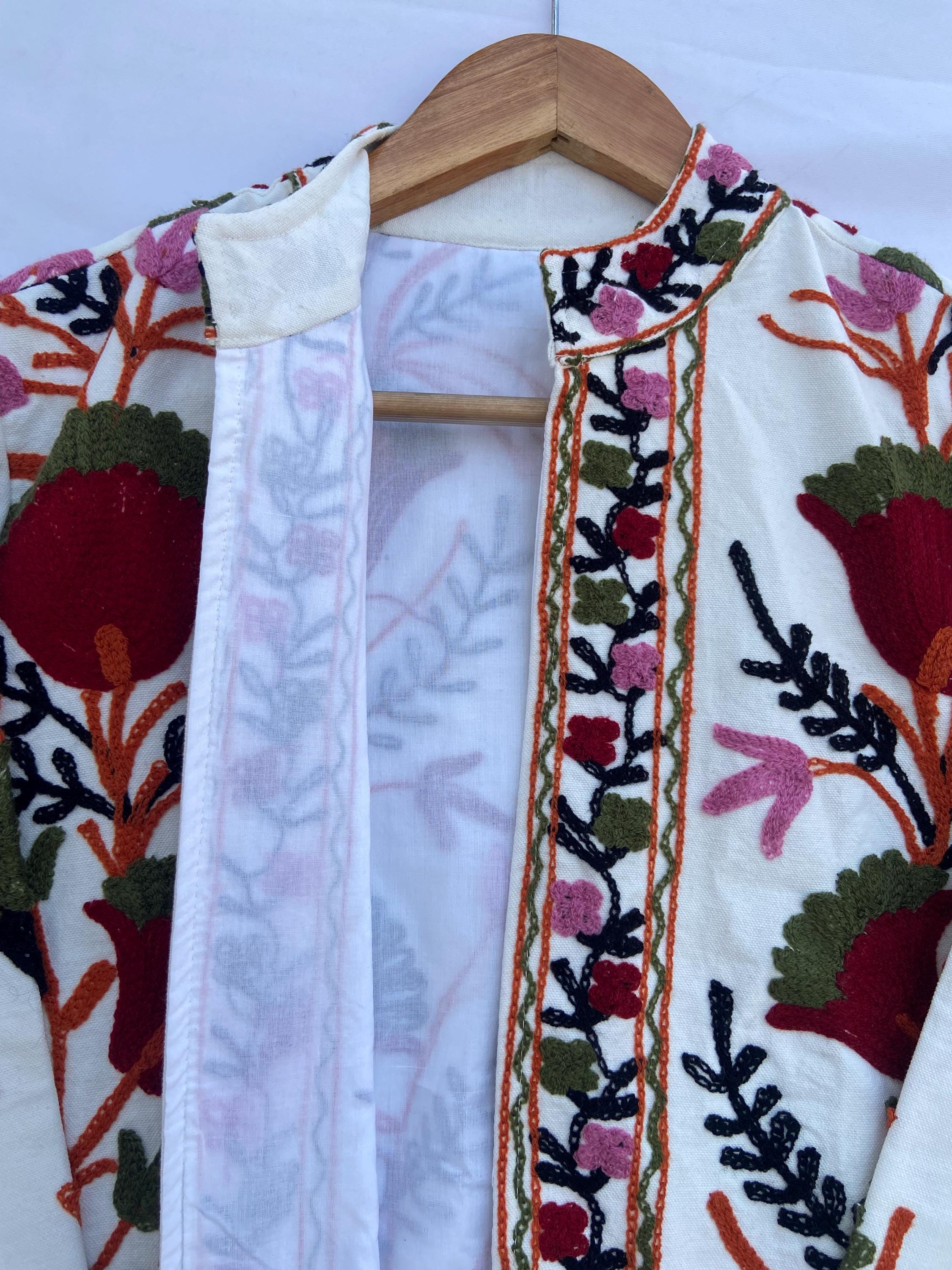 手刺繍のスザニコットンジャケット｜ボヘミアンフローラルデザイン