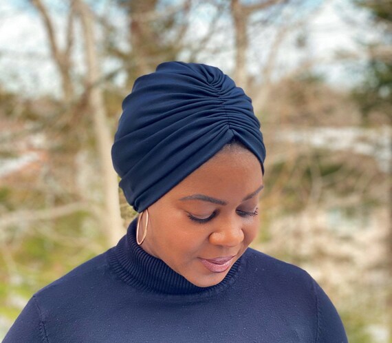 Fitted Black Kosa Satin Sleep Beanie 