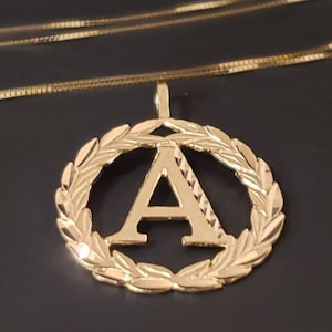 14K Solid Gold Pendant Wreath Circle Initial Letter Charm A-Z Necklace With Or Without Box Chain , Graduation/Bridesmaids/Birthday/Wedding