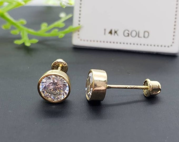 Round Bezel 14K Solid Yellow Gold Earring Round 6 .00 mm Screw Backing clear Gemstone