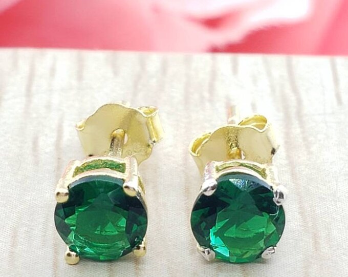 Lab Green Emerald • 4.00 - 8.00 mm • Butterfly Push  Back •  14K GOLD or Sterling Silver  • Setting Prong • September Birthstone  Earrings •