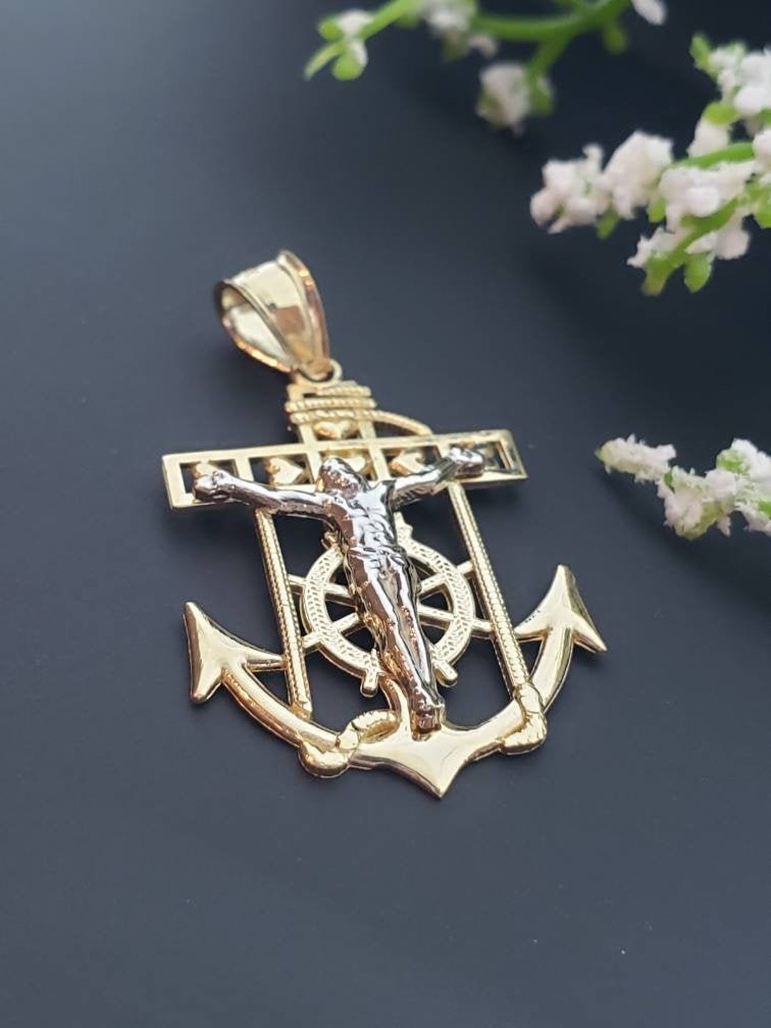 14k Yellow Gold Religious Crucifix Stamp Pendant Charm