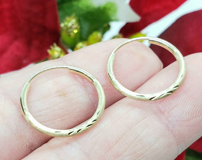 14k Solid Gold • 1.50 mm / 2.00 mm  Diamond DC Cut Circle Hoop Earrings  •  Endless Closure  • 15 mm - 65 mm •  2 Colors available