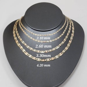 May include: Four gold mariner chains of different widths, displayed on a black mannequin. The chains are 2.10 mm, 2.60 mm, 3.30 mm, and 4.20 mm wide.