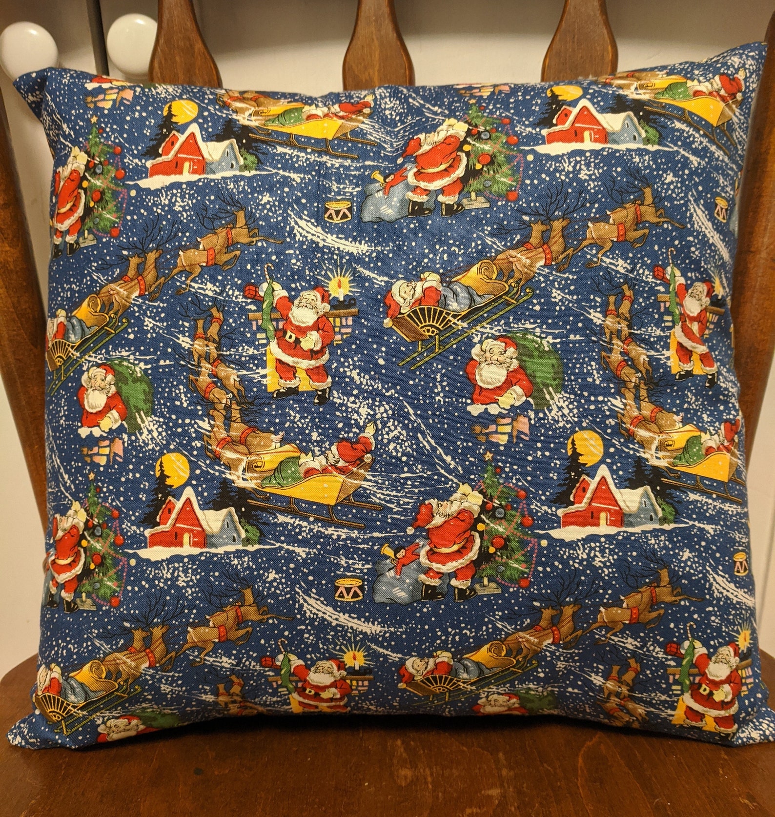 Here Comes Santa Claus Pillow Etsy