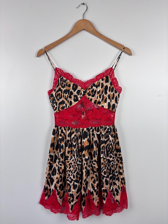 chinese dress ladies Leopard Print Strapless Homecoming Dress with Corset Bodice – H1154 –  Viniodress