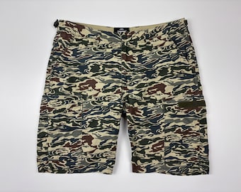 Superdry Field Combat Camo Cargoshorts für Herren, Größe 36