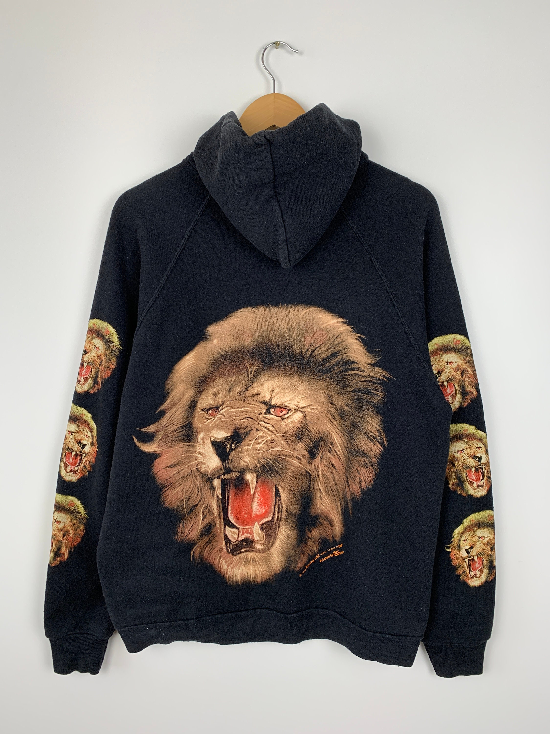 Givenchy lion sweatshirt outlet