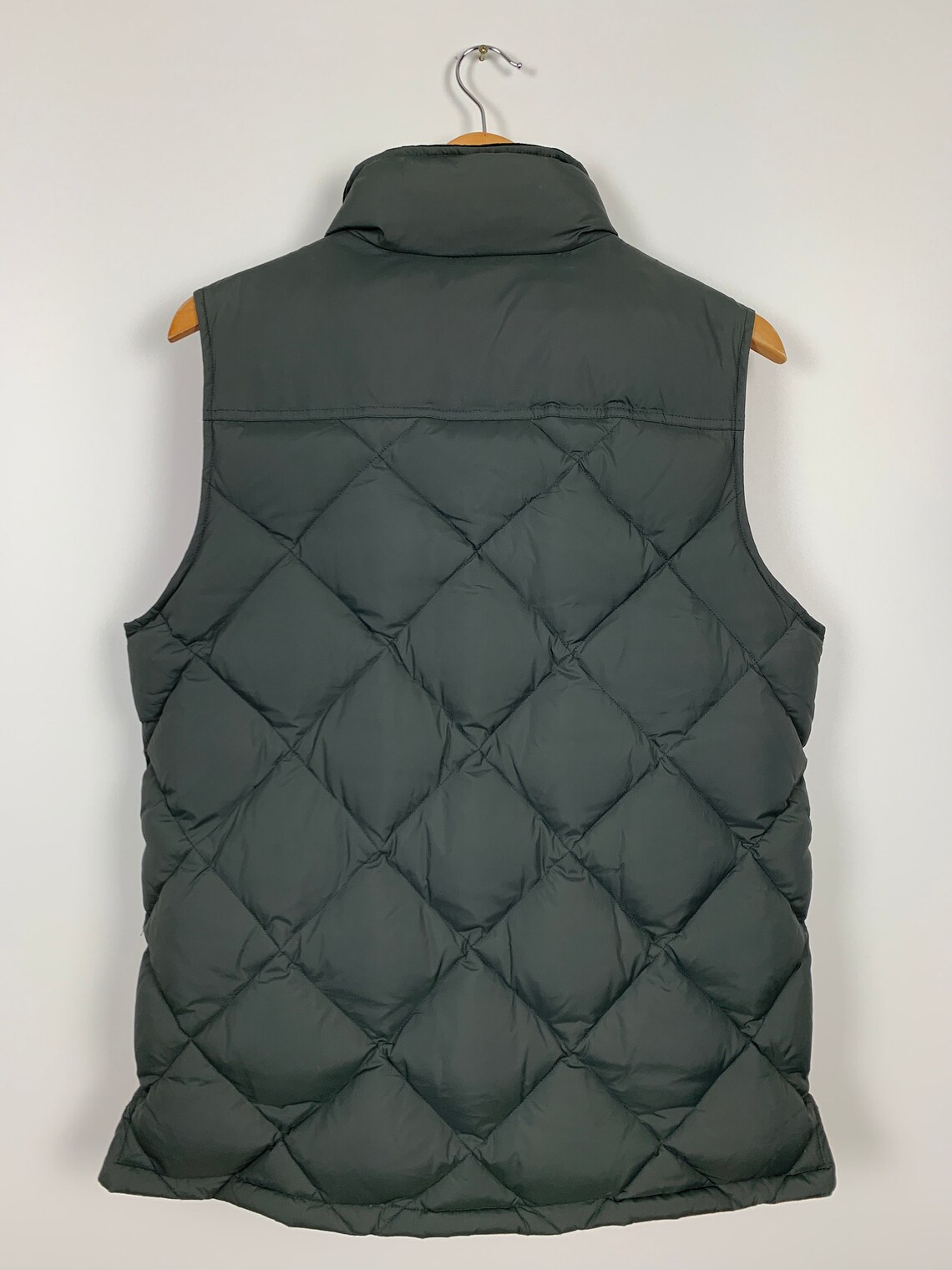Men's Barbour Explorer Down Gilet Quilted Vest Puffer Etsy