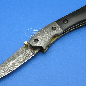 原価以下プラス 50% オフセール BGIKnivesUSA 大型ダマスカス鋼バッファローホーンハンドル ライナーロック折りたたみナイフ 358A-5
