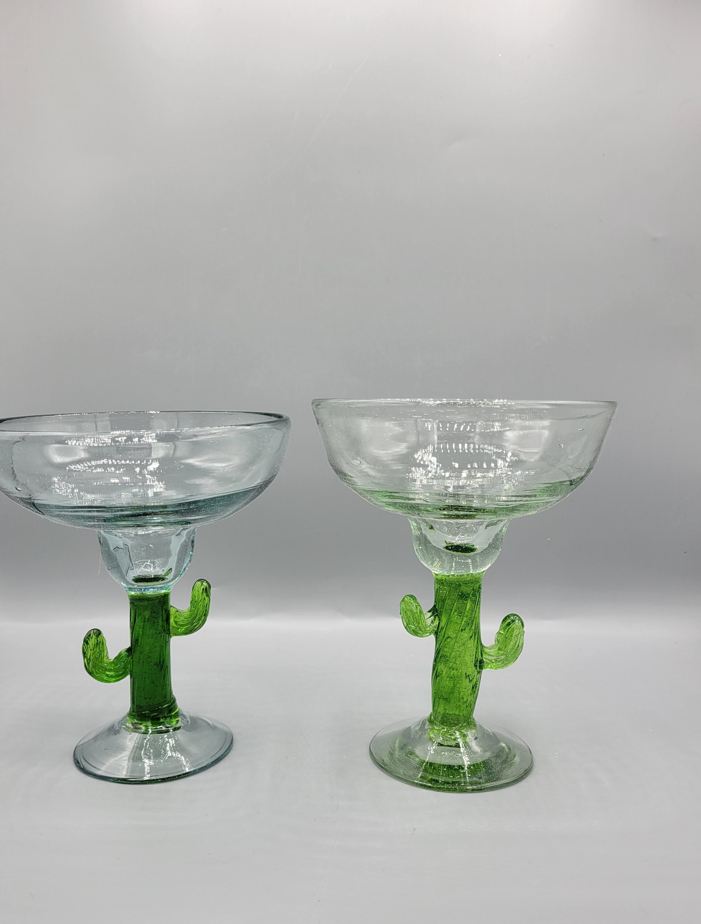 Home & Living Kitchen & Dining 2 Extra Large Margarita Glasses Twisty