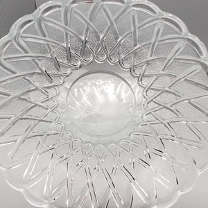 Pretzel Twist Clear Indiana Glass Company #622 Par de cuencos de depresión ~ Vajilla texturizada en relieve ~ Platos de vidrio Shabby Chic de los años de guerra