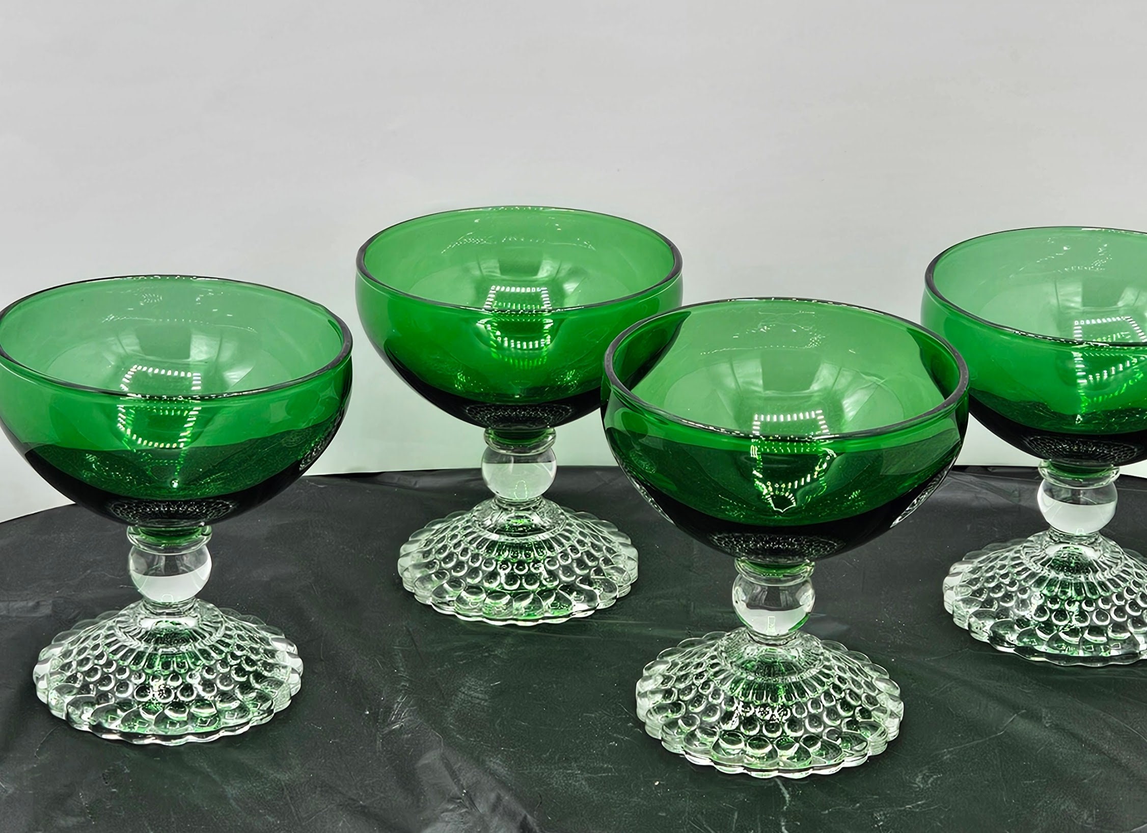 4 Anchor Hocking Early American Bubble Foot Forest Green 4 Anchor Hocking Early American Bubble Foot Forest Green