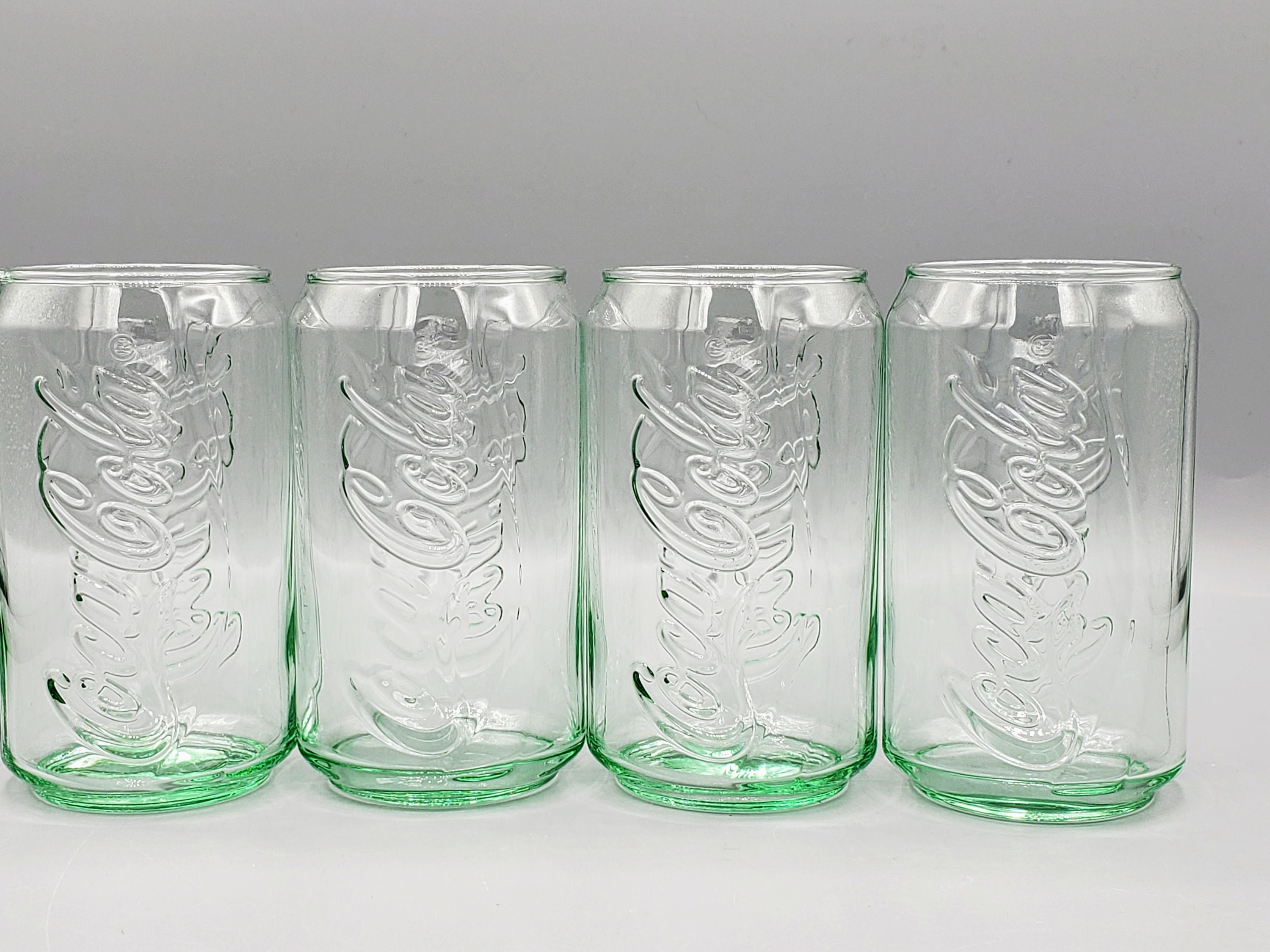 GERALD Lot de 4 tasses en verre en forme de canette pour eau, lait, bière, dessert, 400 ml GERALD Lot de 4 tasses en verre en forme de canette pour eau, lait, bière, dessert, 400 ml