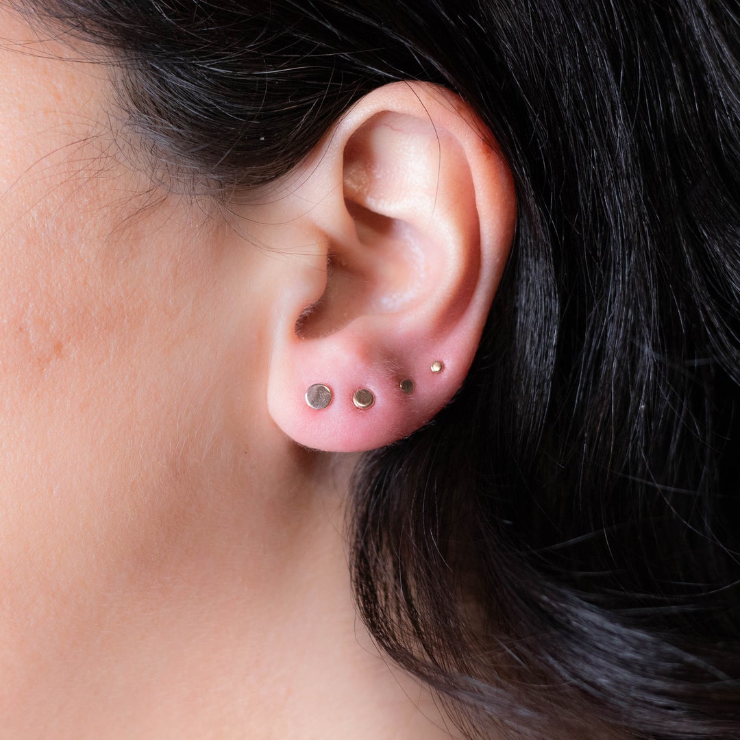 Gold dot stud earrings clearance