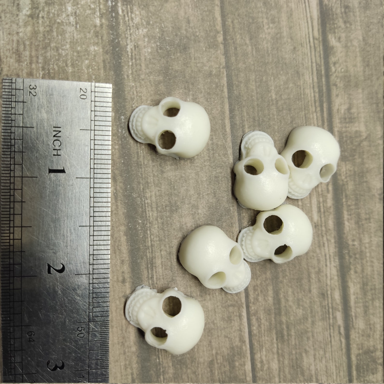 Plastic Decor Skull, Miniature Skull, Skull Token, Small Figure, Human