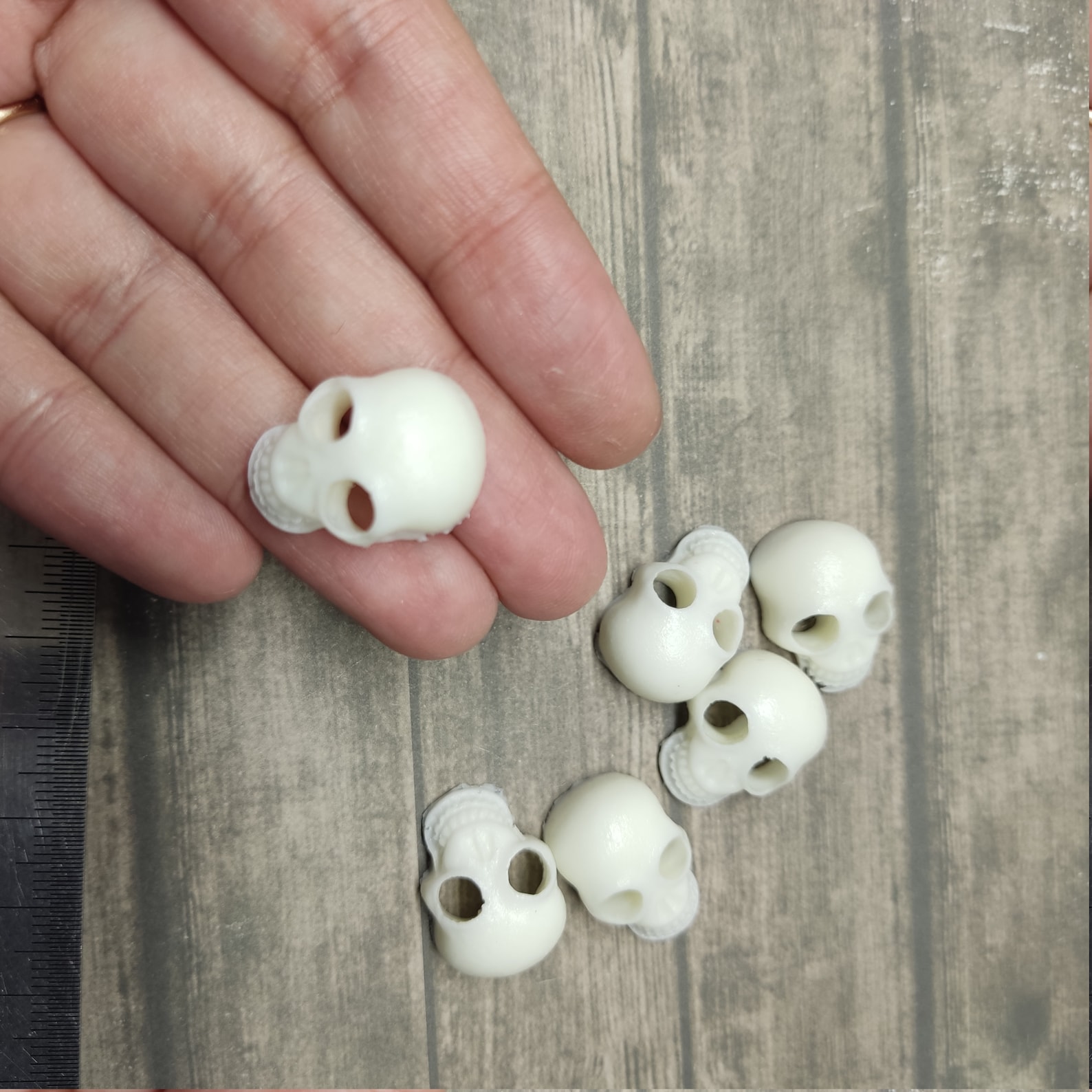 Plastic Decor Skull, Miniature Skull, Skull Token, Small Figure, Human