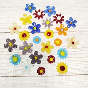 Fusing glass flowers COE 96 pack of 25, mosaic pieces, fused glass shapes