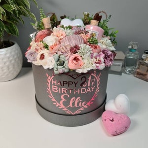 Personalised Birthday Bouquet, Bath Bomb Set, Birthday Pamper Pack, Yankee Candle, Gift for her, Birthday Gift box, Mothers Day Gift image 2