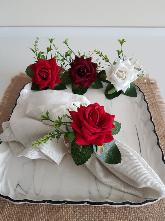 Red rose napkin best sale rings