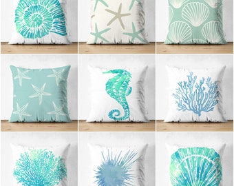 Taie d'oreiller maison de plage | Taie de coussin côtier de haute qualité | Dessus de coussin en coquillage | Oreiller oursin tendance estivale | Taie d'oreiller côtier