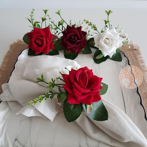 Rose Serviettenring|Sommer Trend Serviettenhalter|Blumen Serviettenring|Liebe Geschenk für Ihn|Rot Weiß Rosige Hochzeit Tischplatte|Frühlings Tischdekoration