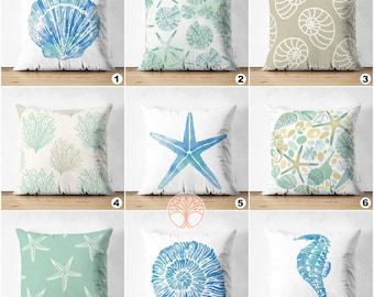 Housse de coussin maison de plage|Taie de coussin côtière|Dessus de coussin décoratif en coquillage et étoile de mer | Coussin tendance estivale|Décoration d'intérieur bleu marine