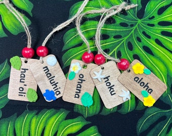 Hawaiian Tag Set (5 pcs) Words 1.37&quot; x 2&quot;