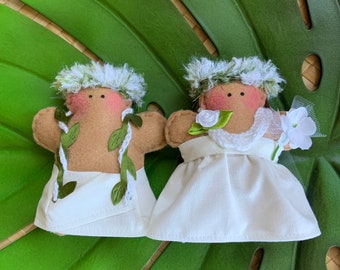 Hawaiian Newlywed (Groom or Bride)
